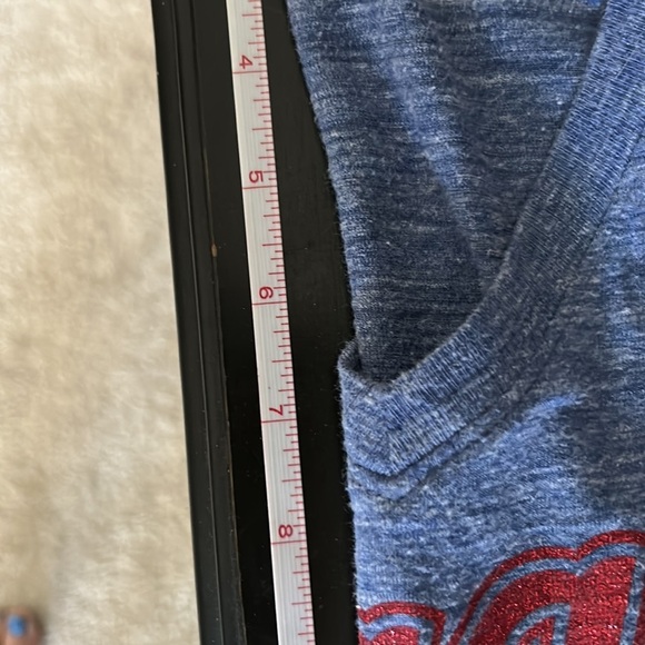 NUGGETS woman’s S v-neck - Picture 4 of 5